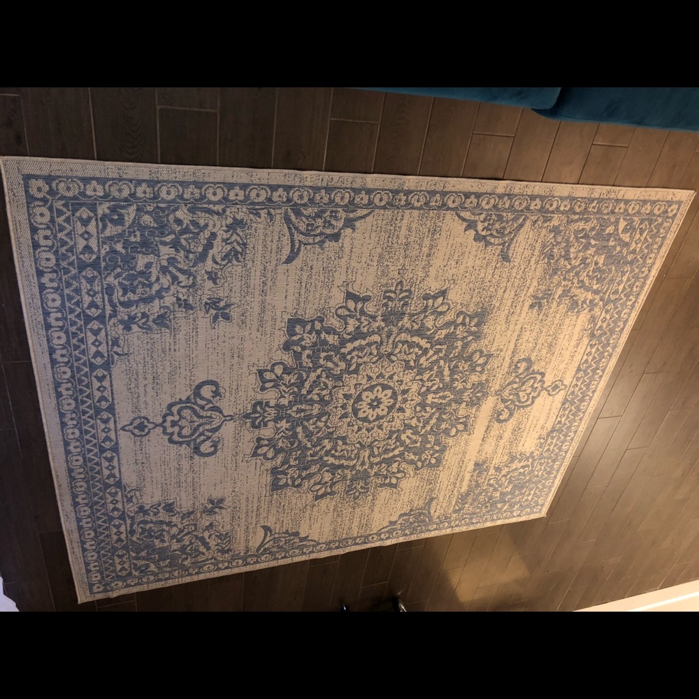Blue & Cream Rug - Picture 2 of 3
